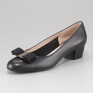 Salvatore Ferragamo Vara Bow Leather Black Casual Logo Almond Toe Low Pumps 8B